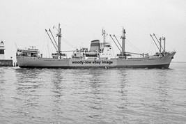 mc3253 - East German Cargo Ship - Rugen , built 1958 - photograph 6x4 - £2.19 GBP
