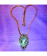 Exquisitely Beautiful Vintage Cameo  Necklace - €50,88 EUR