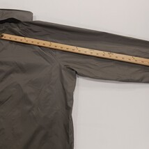 L.L.Bean SHELCO Men's M Reg Gray Windbreaker Hoodie Full Zip Nylon Jacket 275492 image 9