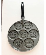 Cooks jcp Home Smiley Face Pancake Pan 7 Faces Non-Stick Griddle Made in... - €14,60 EUR