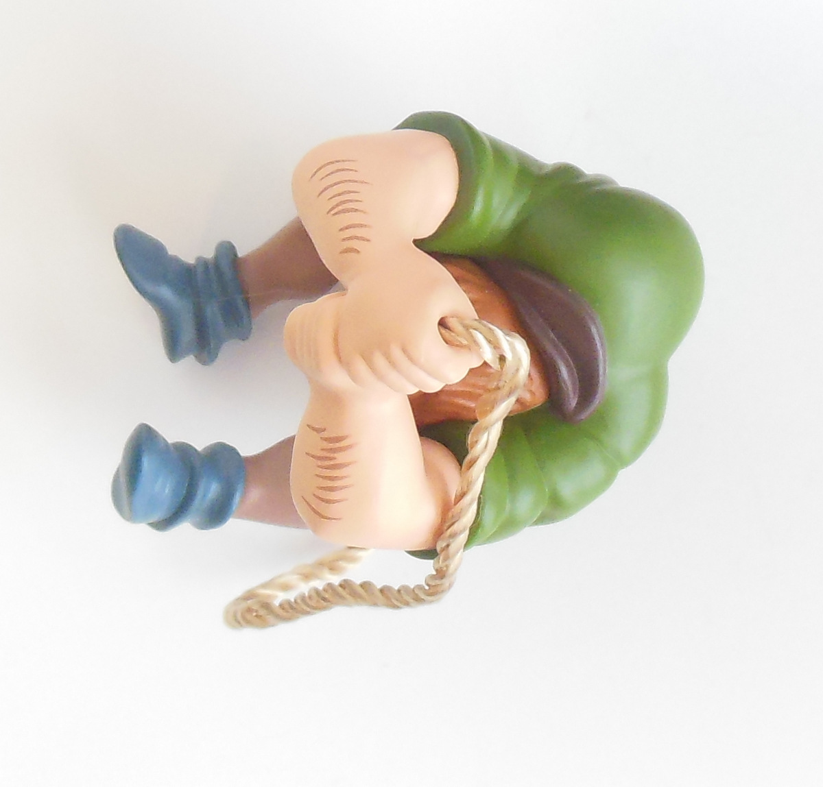 Image 5 of Hallmark Christmas Ornament Disneys Hunchback of Notre Dame Quasimodo QXI6341