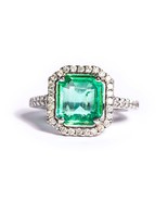 2.38ct emerald and diamond statement ring/9k white gold emerald and diam... - £2,484.26 GBP+