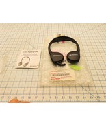 Toyota PT943-00141 Wireless Fold Flat Headphones No Batteries - $983.53 MXN