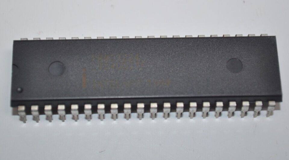 Lot of 15 NOS INTEL P80C3224SF88 / P80C3224 S F88 / IC D CMOS MPCS 40DIP 5V - $138.59
