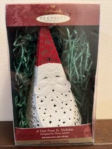 Hallmark A Visit From St. Nicholas Laser Gallery Paper Ornament 1999 Lights Up - £7.91 GBP