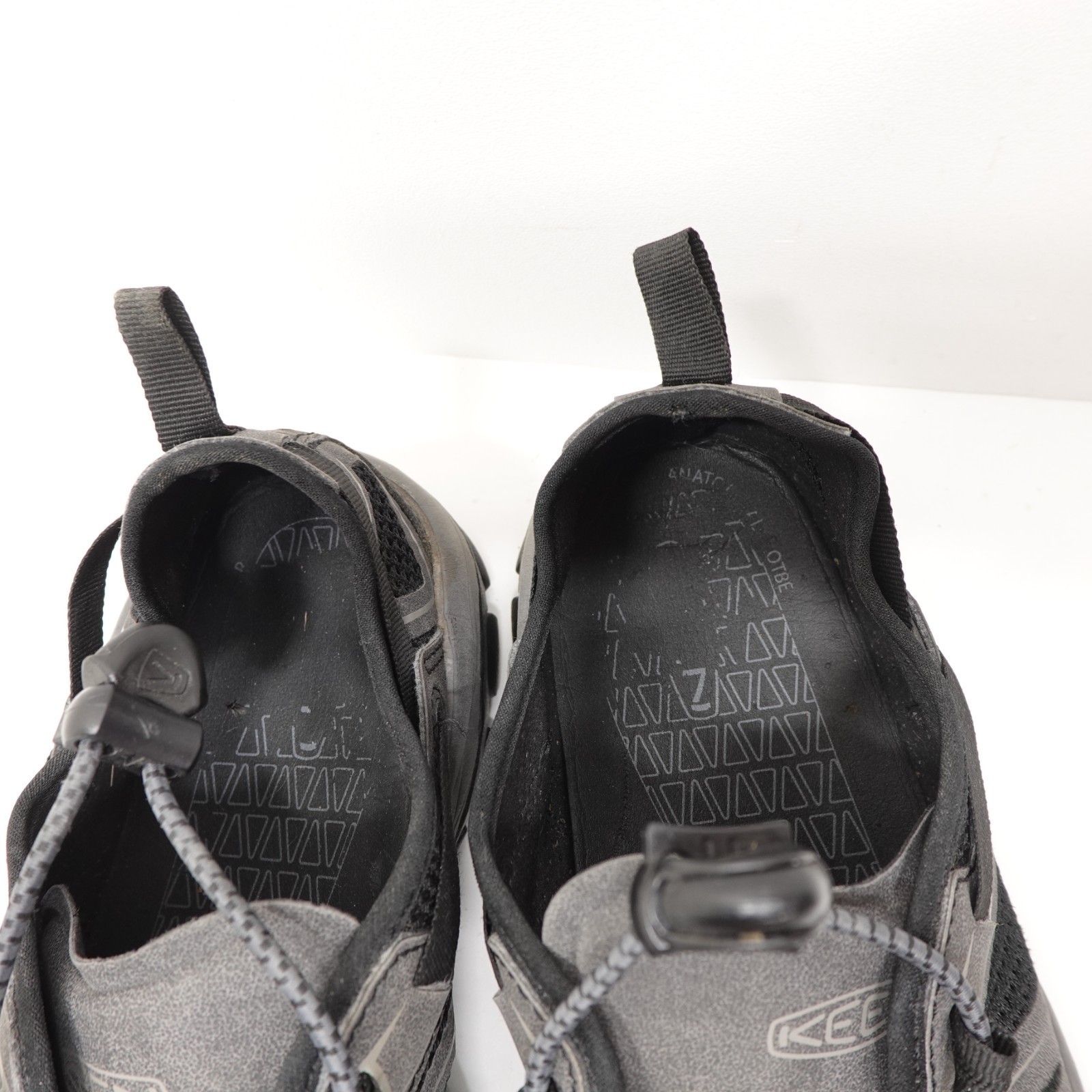 Keen McKenzie Shoes Mens Size 10.5 Black Gray Mesh Hybrid Water Camping Summer Item image 5