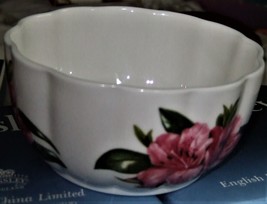 Aynsley: English Fine Bone China,Chelsea Flowers, Bowl Var-i-ete Bowl 4&quot;Diameter - £19.38 GBP