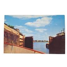 Postcard The Canadian Lock Observation Deck Bide A Wee Chrome Unposted - $6.92