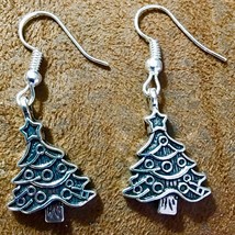 Christmas Tree Earrings - £7.03 GBP