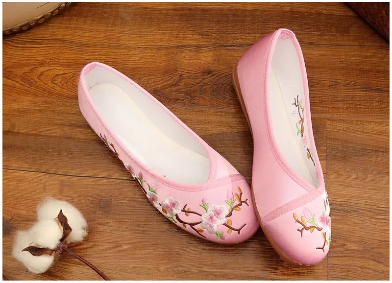 Veowalk Peach Flower Embroidered Women Canvas Ballet Flats Ladies Casual Comfort - £123.06 GBP