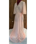 Stunning Peach Wrap Robe Vintage Nylon Lace Side Tie 30&quot;+ Waist Floor Le... - $23.38