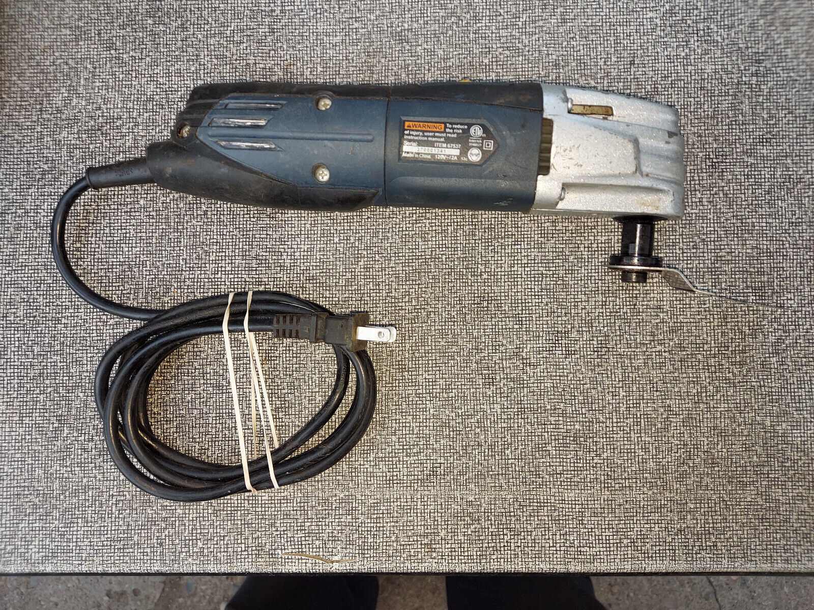 22NN28 CHICAGO ELECTRIC MULTITOOL OSCILLATING TOOL, #67537, 120V 2A, 6MM HEX, GC - £10.98 GBP