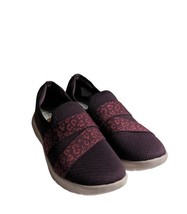 Clarks Adella Stride Burgundy Sporty Cushion Soft Slip-On Sneakers Size 8 NWOB - £31.64 GBP