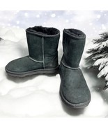 UGG Classic Kids Black Boots Size 1 Style #101703K - $27.06 CAD