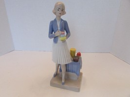 Interpur Figurine Consultant Award Tupperware Rep Woman 1960&#39;s Series 1 w/tag - £13.49 GBP