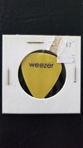 WEEZER - VINTAGE OLD BRIAN BELL TOUR CONCERT YELLOW GUITAR PICK - $13.88 CAD