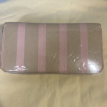 LOUIS VUITTON Vernis Rayures Zippy Wallet M58037, - $444.44