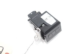04-09 TOYOTA PRIUS SMART KEY IGNITION KEY HOLDER E6024 image 8
