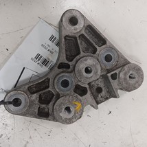 Chevy Trailblazer Engine Motor Mount Bracket Left Driver  2021 2022 2023... - $524.54 MXN