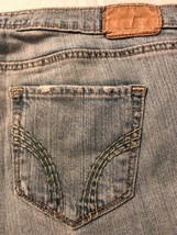 Hollister Women&#39;s Jeans Distressed Boot Cut Jeans Junior Size 5 X 30 - £16.81 GBP