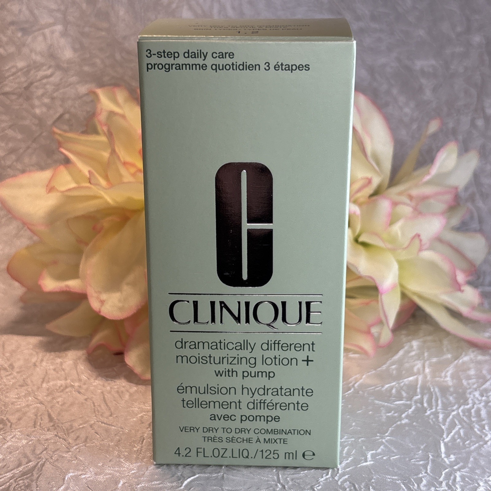 Clinique Dramatically Different Moisturizing Lotion w/Pump 4.2oz/125ml N... - $16.78