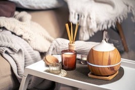 Breathe Essential Oil Diffuser 550Ml 18hrs Timer Natural Oak color ~NEW~ - $35.00