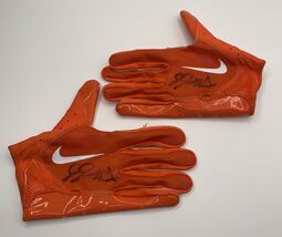 Jaylon Johnson signed CHICAGO BEARS Game Used Gloves Auto PROOF Pro Bowl... - $1,396.05 CAD