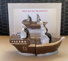 NEW Pirate Ship Ceramic Salt and Pepper Shaker Set Cracker Barrel - £13.12 GBP