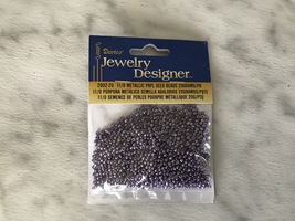 Darice Jewelry Designer Metalic Purple Seed Beads 20 grams (NEW) - £3.25 GBP