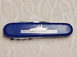 Victorinox Switzerland Stainless Rostfrei USS JOHN F KENNEDY CV67 Pocket Knife - £47.01 GBP