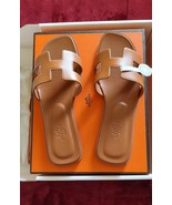 New HERMES Brown Leather Oran Slides EU Size 40 US size 10 - $8,374.70 MXN