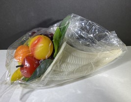 Plastic Fruit White Cornucopia Decoration for cakes or center pieces - £4.64 GBP