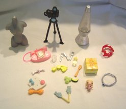 Vintage Barbie Style Accessories Lot of 25 Camera Manniquin Lava Lamp Phone  - £19.65 GBP