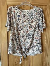 Perseption Concept Short Sleeve Tie Front Top Size Medium - $128.26 MXN