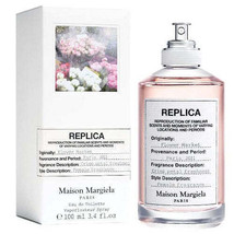 Replica Flower Market Eau De Toilette - $2,909.31 MXN