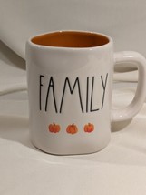 Rae Dunn Mug Artisan Collection Magenta White Orange Family 3 Pumpkins D Handle - £9.13 GBP