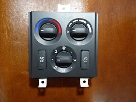 A/C Climate Control Module 12V Compatible with 2003-2024 Volvo Truck VNL - $710.14 MXN