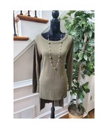 Zoey High-Low Green 100% Acrylic Round Neck Long Sleeve Pullover Knit Sw... - $33.85 CAD