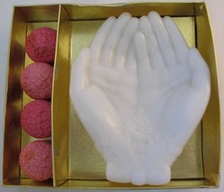 Vintage Avon Touch of Beauty Milk Glass Hands Soap Dish Pink Floral Guest Soaps - £12.78 GBP