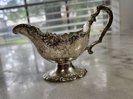 Vintage Silverplated Gravy Boat Silverplate, Fair Condition See Pictures - $16.83