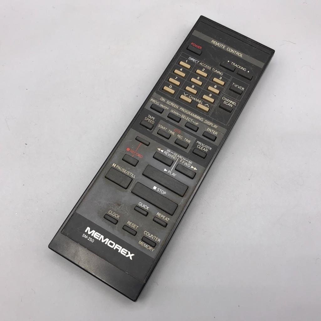 Vintage Memorex SM-250 TV / Magnétoscope Télécommande - $36.31