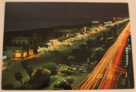 Promenade along the sea avenue - Italy - Vintage Postcard - £4.63 GBP