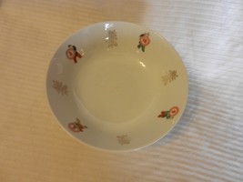 8.5&quot; Diameter White Ceramic Rice Bowl With Flowers &amp; Chinese Man from Ta... - $40.00