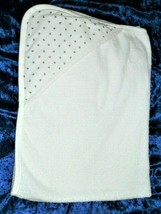 Tommy Hilfiger Baby White Hood Hooded Towel Red Blue Flag Logo Star Bath... - $27.61