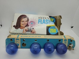 Vintage Sylvania Blue Dot Flashbulbs, Press 25B in Original Packaging - £9.34 GBP