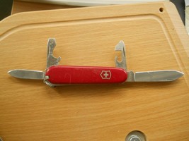 Victorinox Recruit 84mm Swiss Army knives in red A Basic SAK - £8.17 GBP