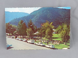 Vintage Postcard - Outdoor Art Show Leavenworth Washington - Dexter Press - £11.76 GBP