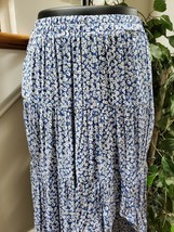 Rumor Women&#39;s Blue Floral Polyester &amp; Cotton Knee Length Pleated Casual ... - $30.00