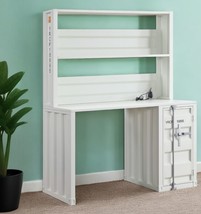 47" White Metal Writing Desk - $14,805.27 MXN