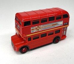 Disney Pixar Cars 2 - DOUBLE DECKER BUS DELUXE 2011 - 1:55 Diecast - $16.69